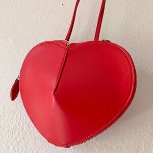 Red Heart-Shaped shoulder Bag